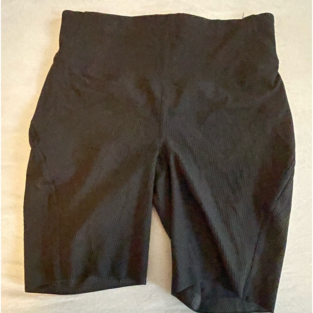 Lululemon Bike Shorts, Black